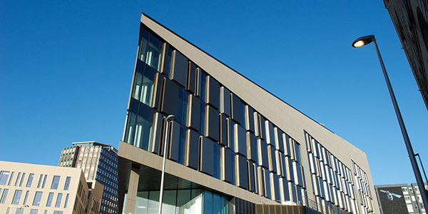 Side shot of Technology & Innovation Centre, University of Strathclyde